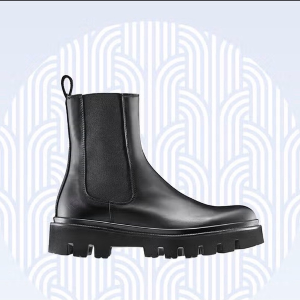 KOIO Chelsea in Nero Boots NIB Size 6.5 US / 37 EU